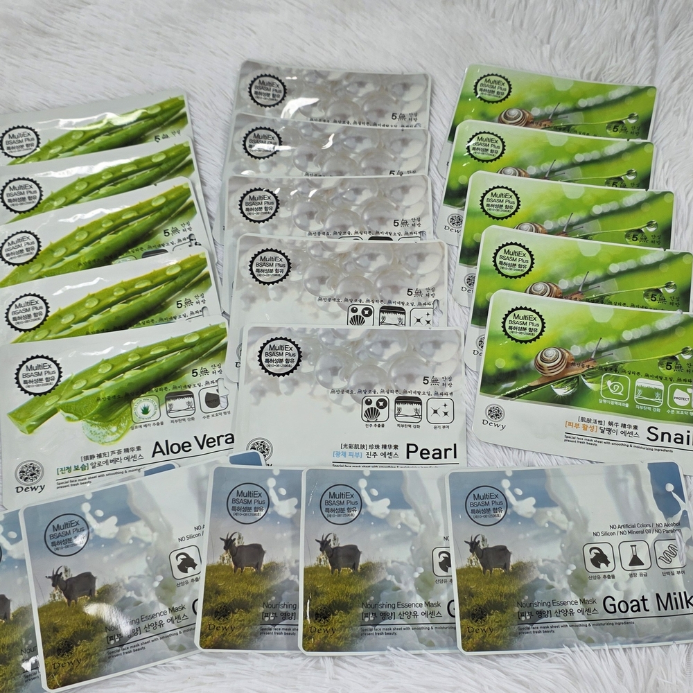 KOREAN SKINCARE SHEET MASK (DEWY) 20 PCS